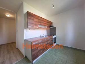 Pronájem bytu 2+1, Karviná - Ráj, Školská, 53 m2