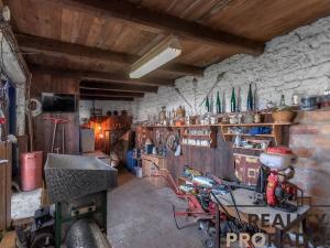 Prodej vinného sklepa, Strachotice, 450 m2