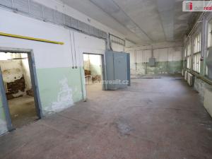 Prodej komerční nemovitosti, Kraslice, Pod nádražím, 1600 m2