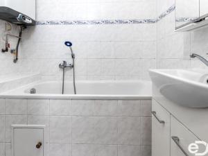 Prodej bytu 3+kk, Holice, Na Balkáně, 72 m2