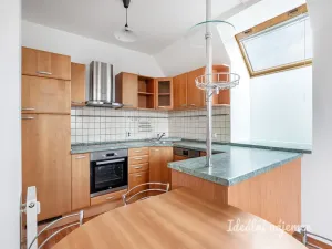 Pronájem bytu 2+kk, Praha - Radotín, Věštínská, 74 m2