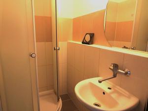 Pronájem bytu 2+kk, Stráž pod Ralskem, Mimoňská, 43 m2