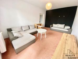 Prodej bytu 2+1, Olomouc, Hněvotínská, 55 m2