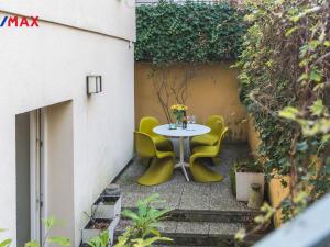 Prodej bytu 3+1, Praha - Vinohrady, U Havlíčkových sadů, 75 m2