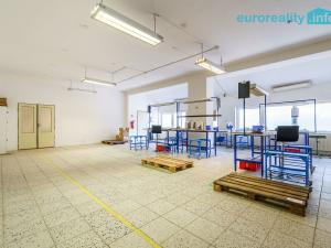 Prodej výrobních prostor, Nové Hamry, 3190 m2