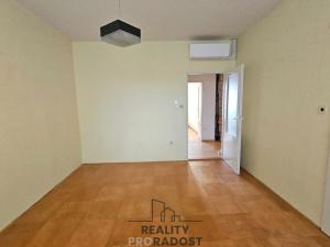 Prodej bytu 2+1, Hodonín, G. Preissové, 66 m2