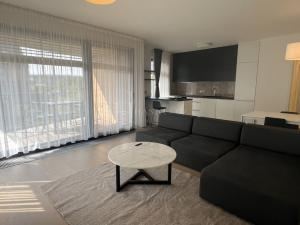 Pronájem bytu 3+kk, Praha - Libeň, Menclova, 85 m2