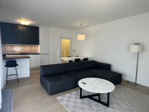 Pronájem bytu 3+kk, Praha - Libeň, Menclova, 85 m2