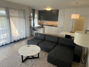 Pronájem bytu 3+kk, Praha - Libeň, Menclova, 85 m2