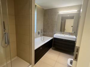 Pronájem bytu 3+kk, Praha - Libeň, Menclova, 85 m2