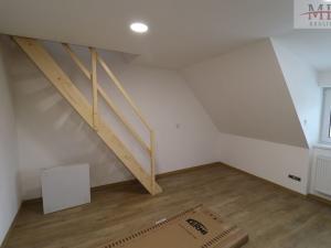 Pronájem bytu 2+kk, Teplice, Dubská, 63 m2