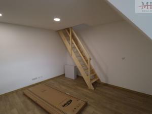 Pronájem bytu 2+kk, Teplice, Dubská, 63 m2