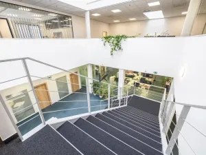 Pronájem kanceláře, Praha - Zličín, Na Radosti, 1030 m2