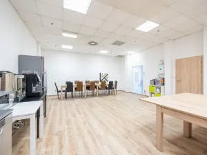 Pronájem kanceláře, Praha - Zličín, Na Radosti, 1030 m2