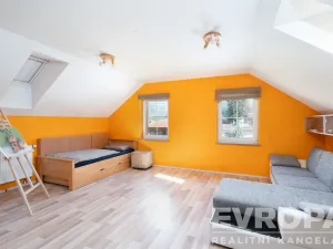 Prodej rodinného domu, Dolní Lánov, 140 m2