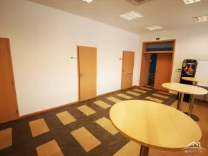 Pronájem kanceláře, Jihlava, Pávovská, 320 m2