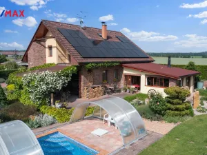 Prodej rodinného domu, Býšť, 4478 m2