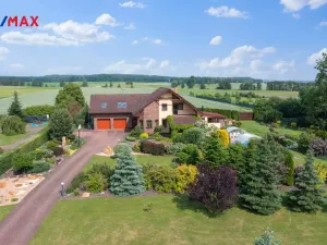 Prodej rodinného domu, Býšť, 4478 m2