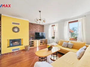 Prodej rodinného domu, Býšť, 4478 m2