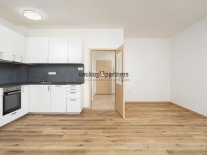 Prodej bytu 2+kk, Jesenice, Cedrová, 69 m2