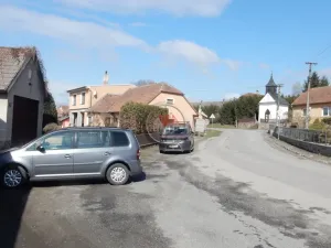 Prodej rodinného domu, Dolní Libochová, 1348 m2