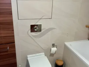 Prodej bytu 1+kk, Praha - Žižkov, Ke kapslovně, 54 m2