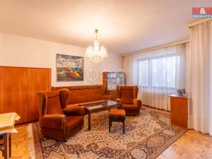 Prodej rodinného domu, Praha - Háje, K jezeru, 206 m2