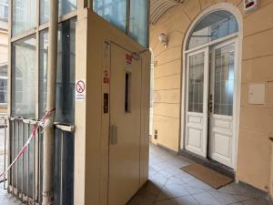 Pronájem bytu 1+1, Praha - Staré Město, Smetanovo nábřeží, 35 m2