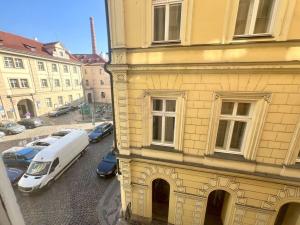 Pronájem bytu 1+1, Praha - Staré Město, Smetanovo nábřeží, 35 m2