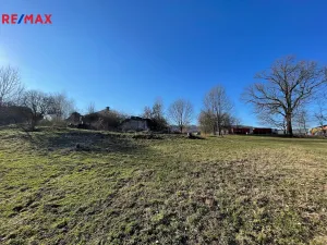 Prodej komerčního pozemku, Vražné, 13407 m2