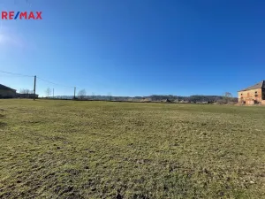 Prodej komerčního pozemku, Vražné, 13407 m2