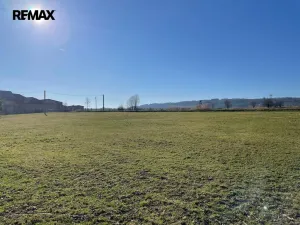 Prodej komerční nemovitosti, Vražné, 2764 m2