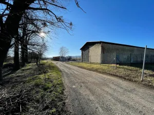 Prodej komerční nemovitosti, Vražné, 2764 m2