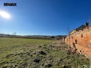 Prodej komerční nemovitosti, Vražné, 2764 m2