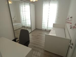 Pronájem bytu 2+kk, Prostějov, Partyzánská, 42 m2