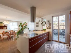 Prodej rodinného domu, Psáry - Dolní Jirčany, Pod Skalkou, 363 m2