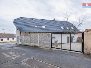 Prodej bytu 4+kk, Sedlčany, Nademlýnská, 98 m2