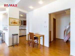 Pronájem bytu 2+kk, Praha - Vršovice, 28. pluku, 62 m2