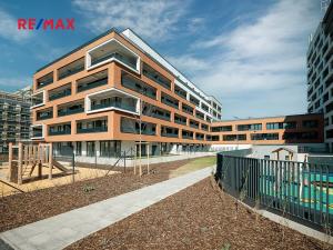 Pronájem bytu 1+kk, Praha - Hloubětín, U Tesly, 30 m2