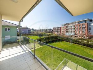 Pronájem rodinného domu, Průhonice, Pod Valem II., 350 m2