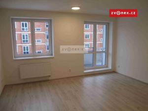Pronájem bytu 1+kk, Uherské Hradiště, Zahrádky, 30 m2