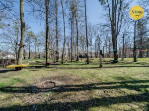 Prodej komerční nemovitosti, Trojanovice, 850 m2