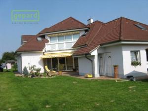 Pronájem bytu 3+kk, České Budějovice, U Stromovky, 70 m2