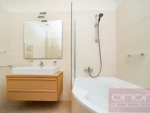 Pronájem bytu 2+kk, Praha - Vinohrady, Italská, 72 m2