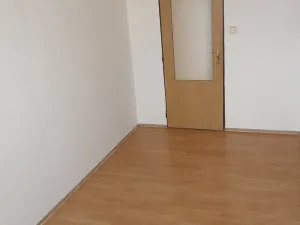 Pronájem bytu 3+1, Praha - Kobylisy, Košťálkova, 68 m2