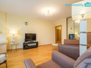 Prodej bytu 3+kk, Karlovy Vary, Na Vyhlídce, 89 m2