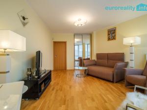 Prodej bytu 3+kk, Karlovy Vary, Na Vyhlídce, 89 m2