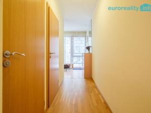 Prodej bytu 3+kk, Karlovy Vary, Na Vyhlídce, 89 m2