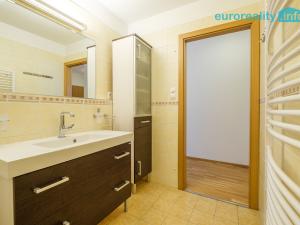 Prodej bytu 3+kk, Karlovy Vary, Na Vyhlídce, 89 m2