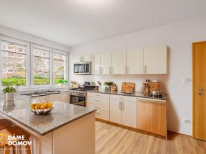 Prodej bytu 2+1, Zlín, Podlesí I, 79 m2